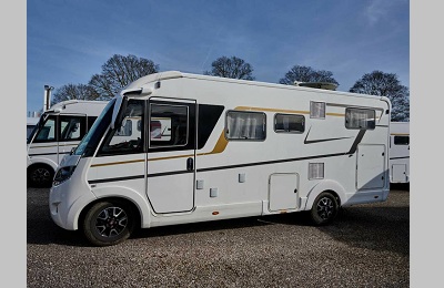 Зимний интегрированный с ALDE категория В Fiat Ducato дизель 150лс акпп 2018 пробег 14500 км низкорамное шасси AL-KO производство Германия двойной пол отопление ALDE теплообменник с двигателем автоаудио система камера заднего вида рамные двойные окна повышенной герметичности кондиционер крышный Truma Aventa<br /></noscript>
спутниковая антенна автоматическая Oyster 85 телевизор тент маркиза 450 мм литые диски 16 дюймов велокрепление 4х вода 140 и 100л холодильник 160л AES 4 места панорамный люк в гостиной Длина ширина высота 699 232 288 см