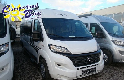 2017 год пробег 89869 км FIAT Ducato 2 3 л 130 лс МКПП 130 лс Разрешенная максимальная масса 3500 кг Длина ширина высота 636 205 264 см Мест с ремнями 4 спальных мест 2 СПЕЦИАЛЬНОЕ ОБОРУДОВАНИЕ СТАРТОВЫЙ ПАКЕТ VANTANA Сиденья водителя и переднего пассажира в обивке гостиной Коврики в салон Управление батареями Hobby с датчиком батареи HELLA Плиссированная сетка от насекомых для раздвижной двери Розетки в багажнике 12В 230В Система затемнения REMIS в кабине водителя ПАКЕТ ШАССИ Подушка безопасности пассажира Регулируемое по высоте пассажирское сиденье Электрические наружные зеркала заднего вида с подогревом ESP включая ASR Hillholder и TRACTION Plus Панель приборов с хромированными кольцами Светодиодные дневные ходовые огни Кожаное рулевое колесо и рычаг переключения передач Ручной кондиционер с пылевым фильтром в кабине Радиоантенна встроенная в наружное зеркало FIAT Радиоподготовка с громкоговорителем Колпачки ступицы Круиз-контроль ПАКЕТ VANTANA LIGHT1x светильник на гибком кронштейне 1x светильник на гибком кронштейне над пассажирским сиденьем 2 лампы на гибком кронштейне в зоне кровати Светодиодное внешнее освещение над шкафами для хранения вещей Подсветка входа МУЛЬТИМЕДИЙНЫЙ ПАКЕТ Система навигации включающая CD DVD плеер камеру заднего вида и базу данных парковочных мест Ящик для ТВ с плоским экраном Дополнительные динамики в спальной зоне 2 шт А также тент маркиза THULE OMNISTOR черного цвета ширина 400 см